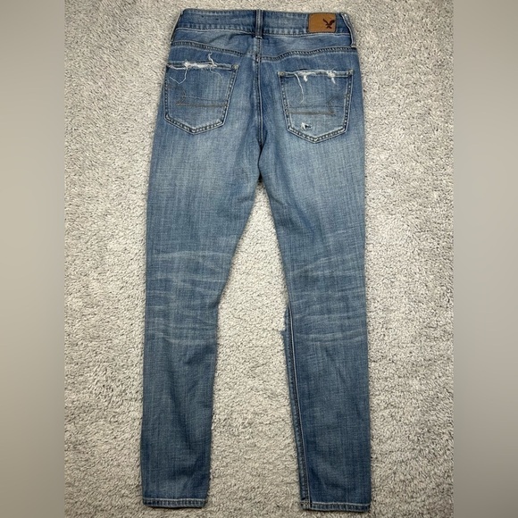American Eagle Jeans Womens 0 Tom Girl Button Fly Regular Wash Distressed Holes - Picture 6 of 6